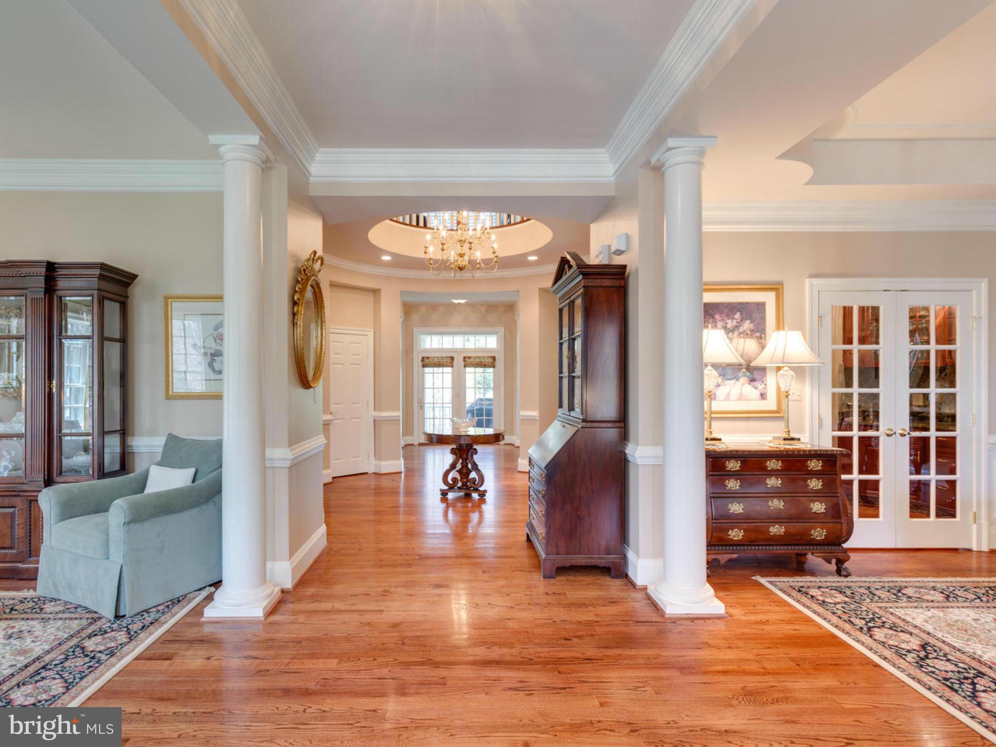 6239 Park Road McLean, VA 22101 - Photo 5 of 27 Interior (General)
