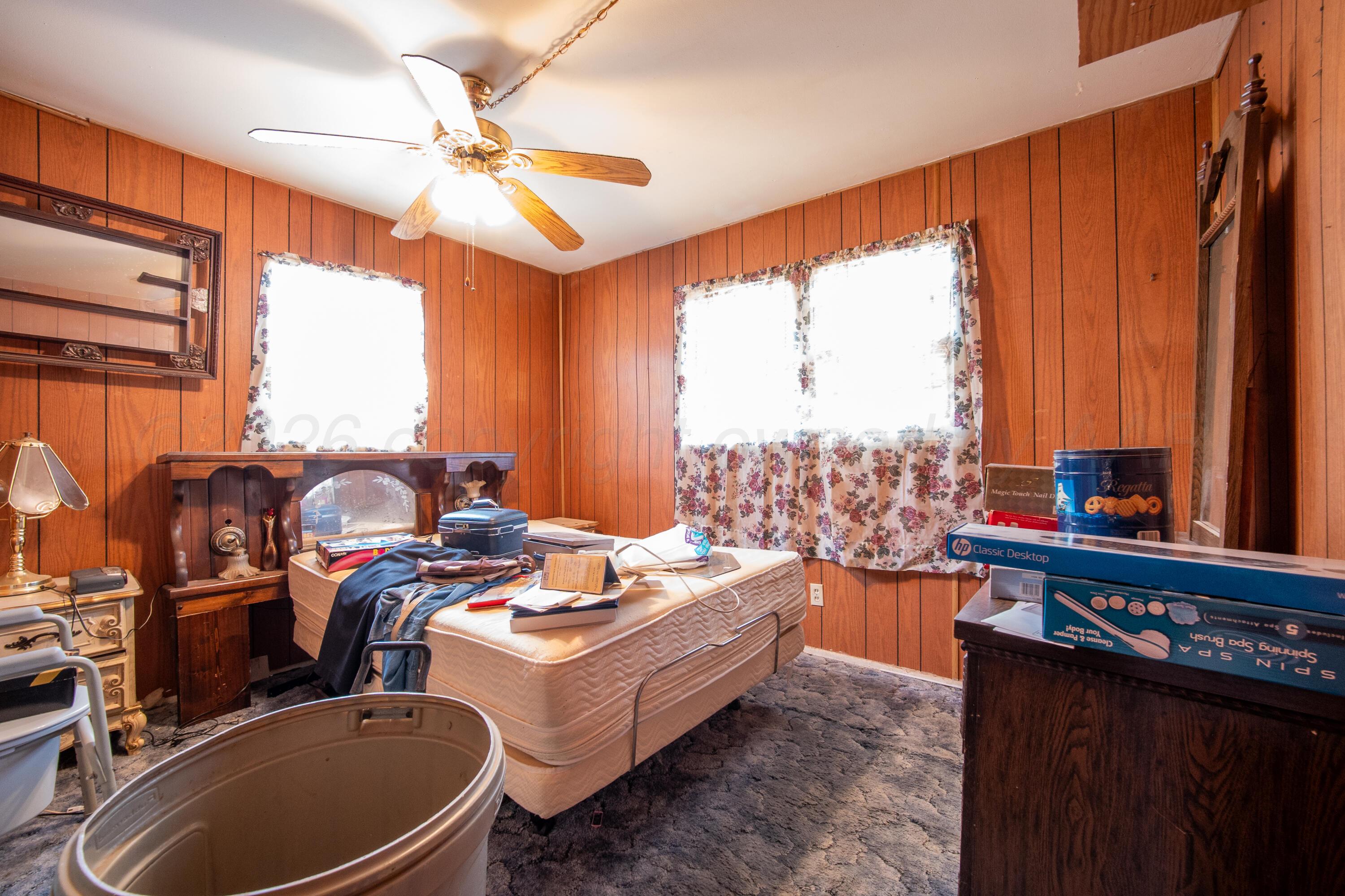 3007 Walnut Street Amarillo, TX 79107 - Photo 7 of 21 a very nice looking room with a large window
