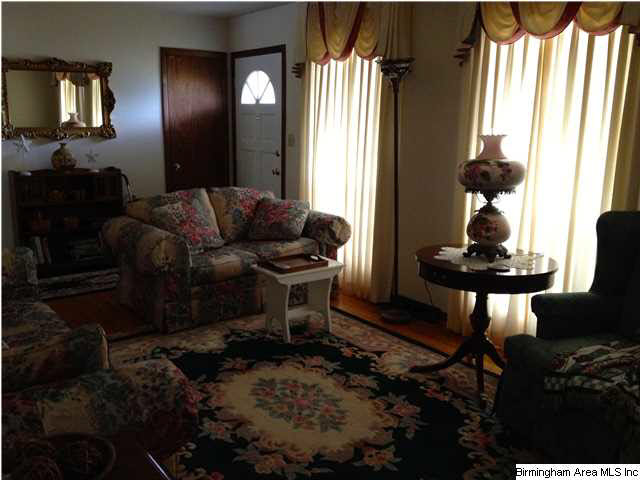 422 Norman Road Gardendale, AL 35071 - Photo 5 of 18