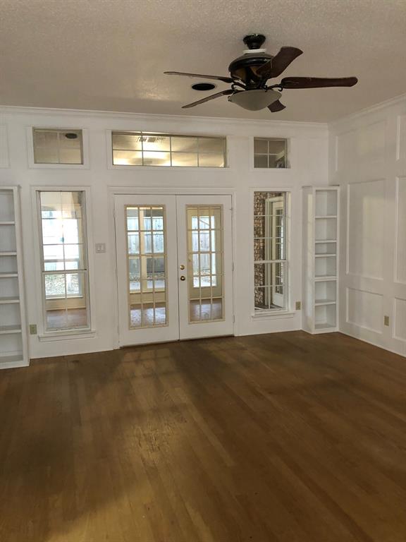 5311 Altacrest Court Grapevine, TX 76051 - Photo 4 of 11 a view of an empty room with a window