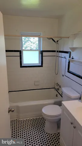 $1,275 | 627 Biggs Avenue, Unit 2, Frederick, MD 21702