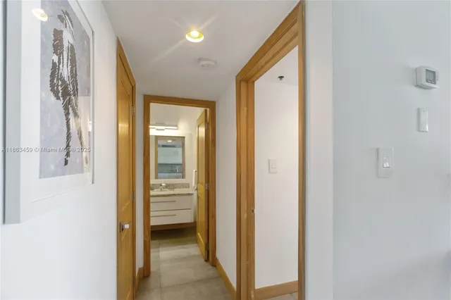 $869,000 | 100 Lincoln Road, Unit 1635, Miami Beach, FL 33139