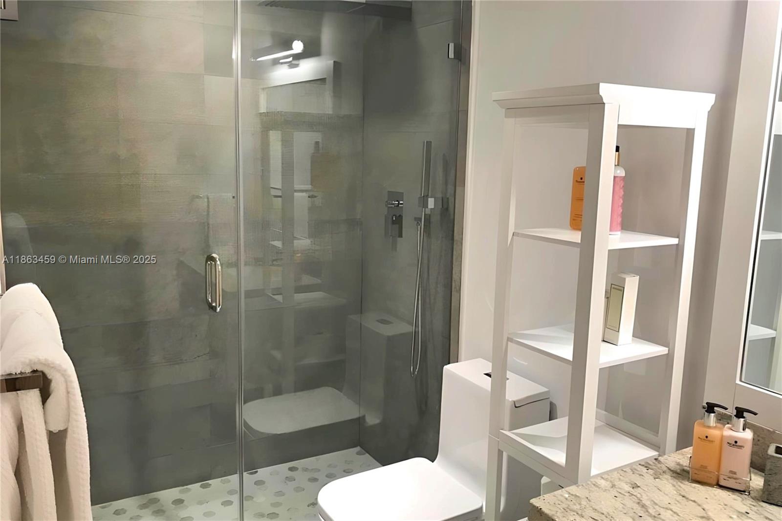 100 Lincoln Road, Unit 1635 Miami Beach, FL 33139 - Photo 16 of 31