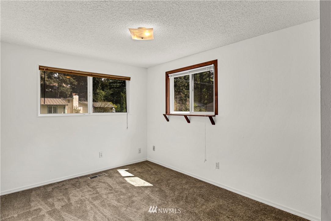 13531 181st Avenue Southeast Renton, WA 98059 - Photo 16 of 26 Gallery Image 16