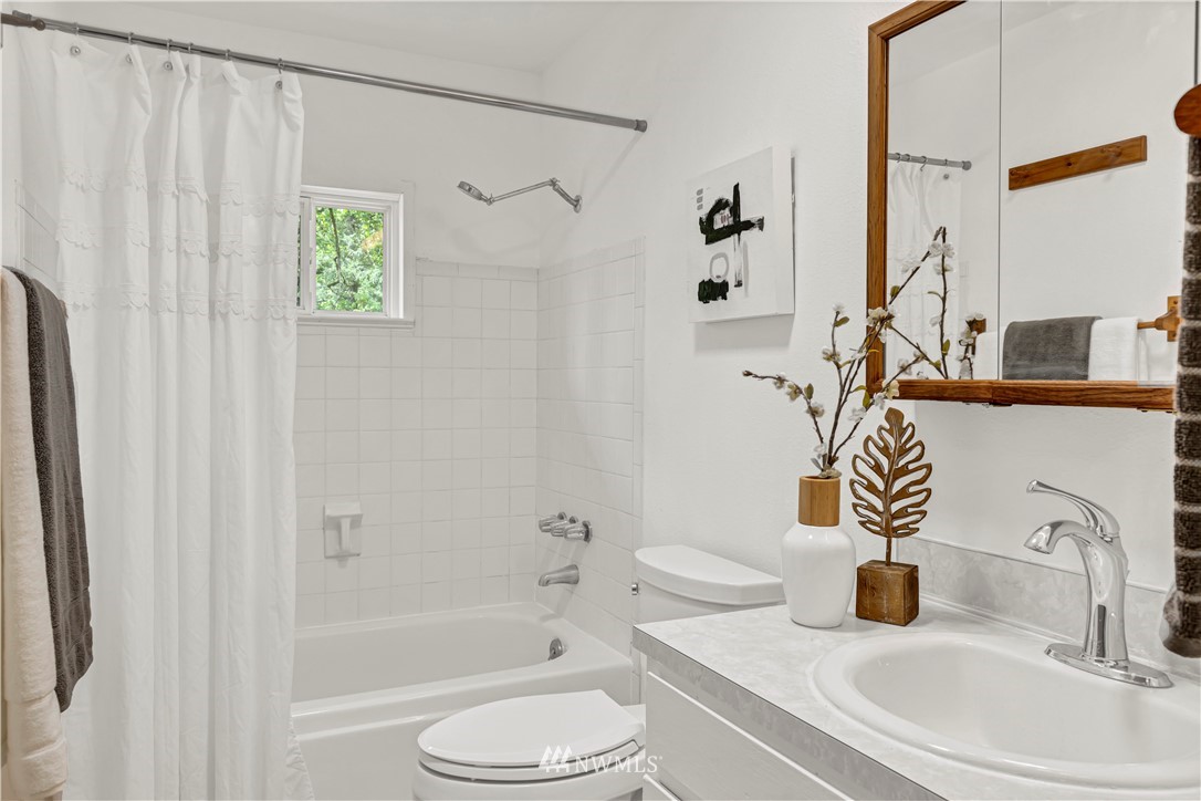 13531 181st Avenue Southeast Renton, WA 98059 - Photo 18 of 26 Gallery Image 18