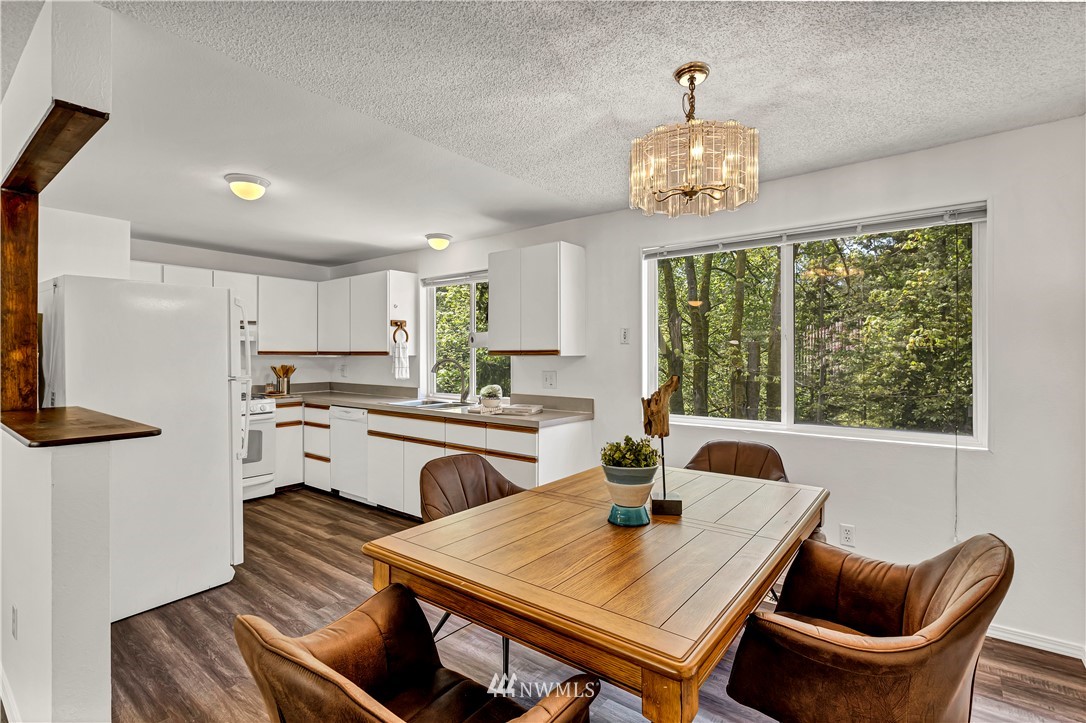 13531 181st Avenue Southeast Renton, WA 98059 - Photo 7 of 26 Gallery Image 7