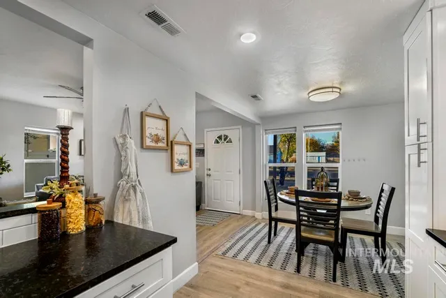 $260,000 | 820 Broadway Avenue North, Buhl, ID 83316