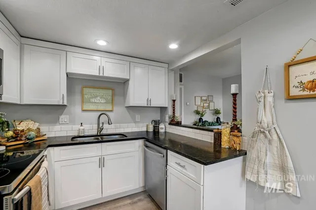 $260,000 | 820 Broadway Avenue North, Buhl, ID 83316