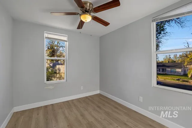 $260,000 | 820 Broadway Avenue North, Buhl, ID 83316