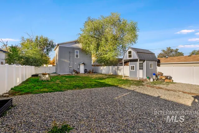 $260,000 | 820 Broadway Avenue North, Buhl, ID 83316