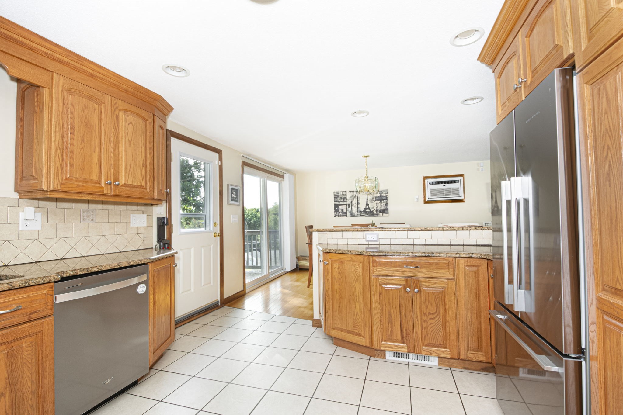 4 Carter Road Worcester, MA 01609 - Photo 5 of 36 Gallery Image 5