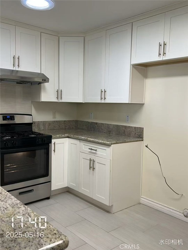 1634 Barston Place Glendora, CA 91740 - Photo 5 of 26 Kitchen