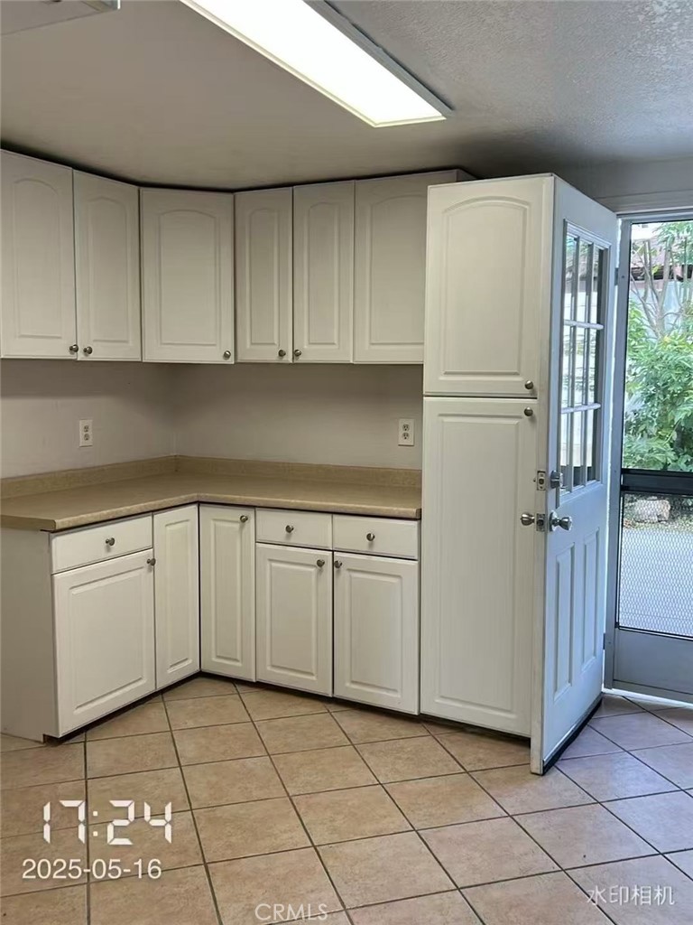 1634 Barston Place Glendora, CA 91740 - Photo 7 of 26 Laundry and Utility Room
