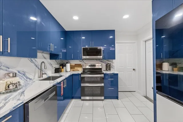 $4,500 | 721 Northwest 36th Street, Oakland Park, FL 33309