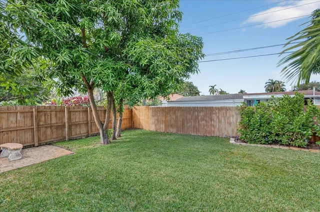 $4,500 | 721 Northwest 36th Street, Oakland Park, FL 33309