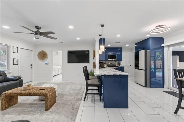 $4,500 | 721 Northwest 36th Street, Oakland Park, FL 33309