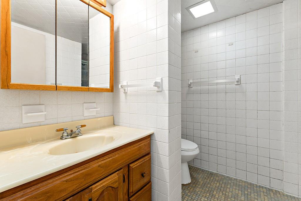 1835 Warriors Road Pittsburgh, PA 15205 - Photo 28 of 39 Gallery Image 28