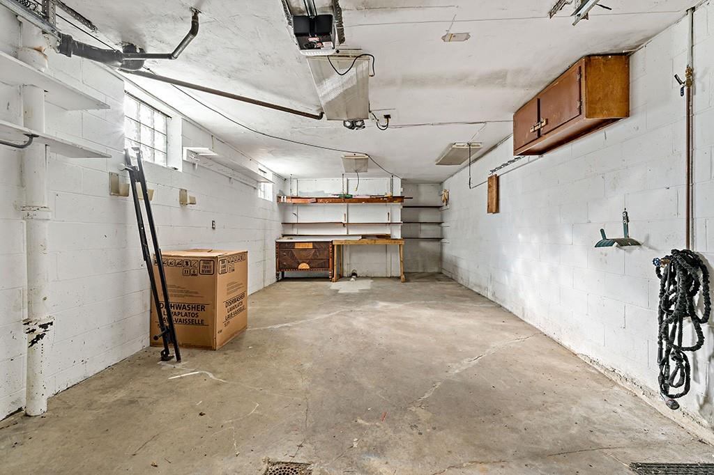 1835 Warriors Road Pittsburgh, PA 15205 - Photo 29 of 39 Gallery Image 29