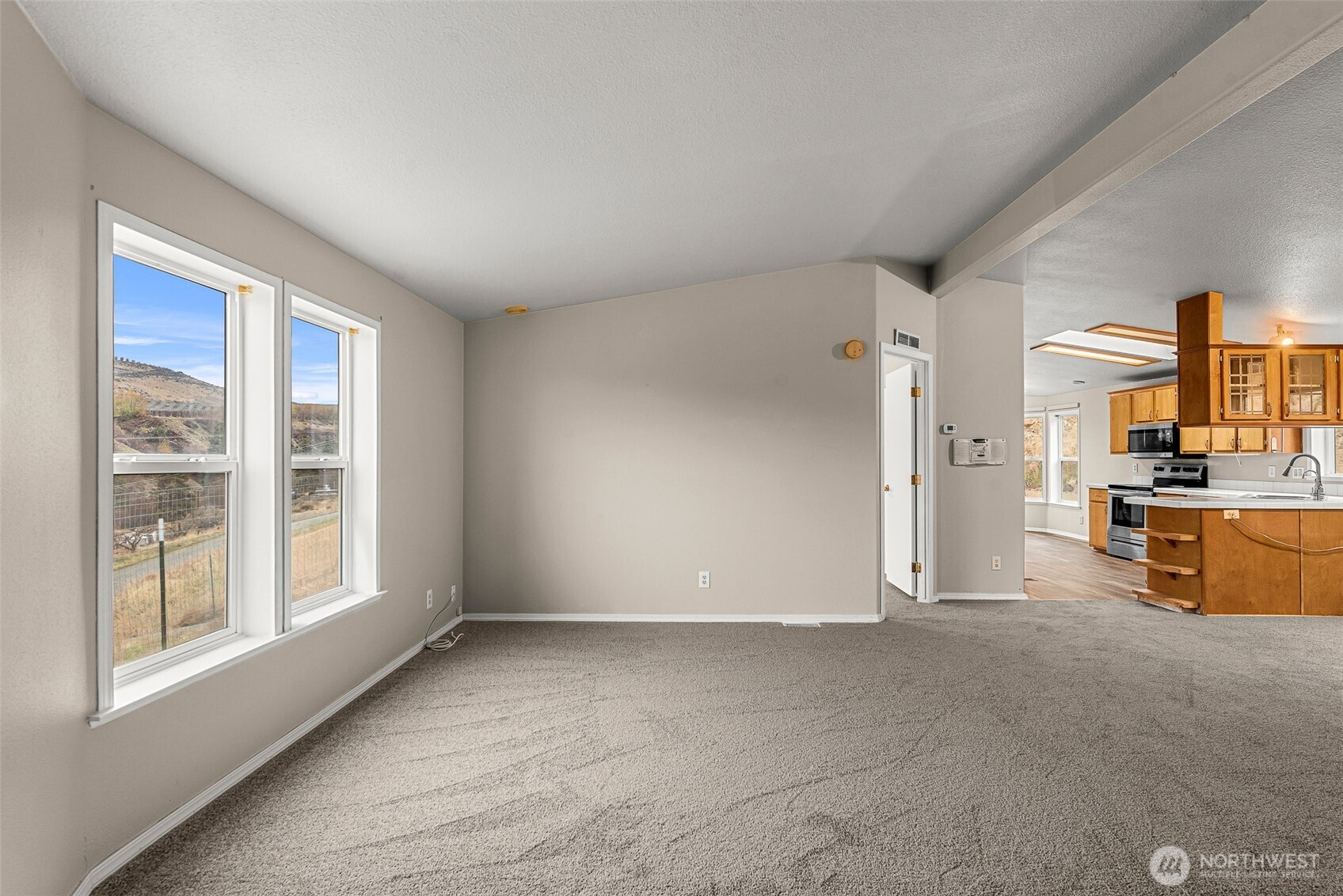 3570 Pinnacle Place Wenatchee, WA 98801 - Photo 13 of 35 a view of an empty room with a window