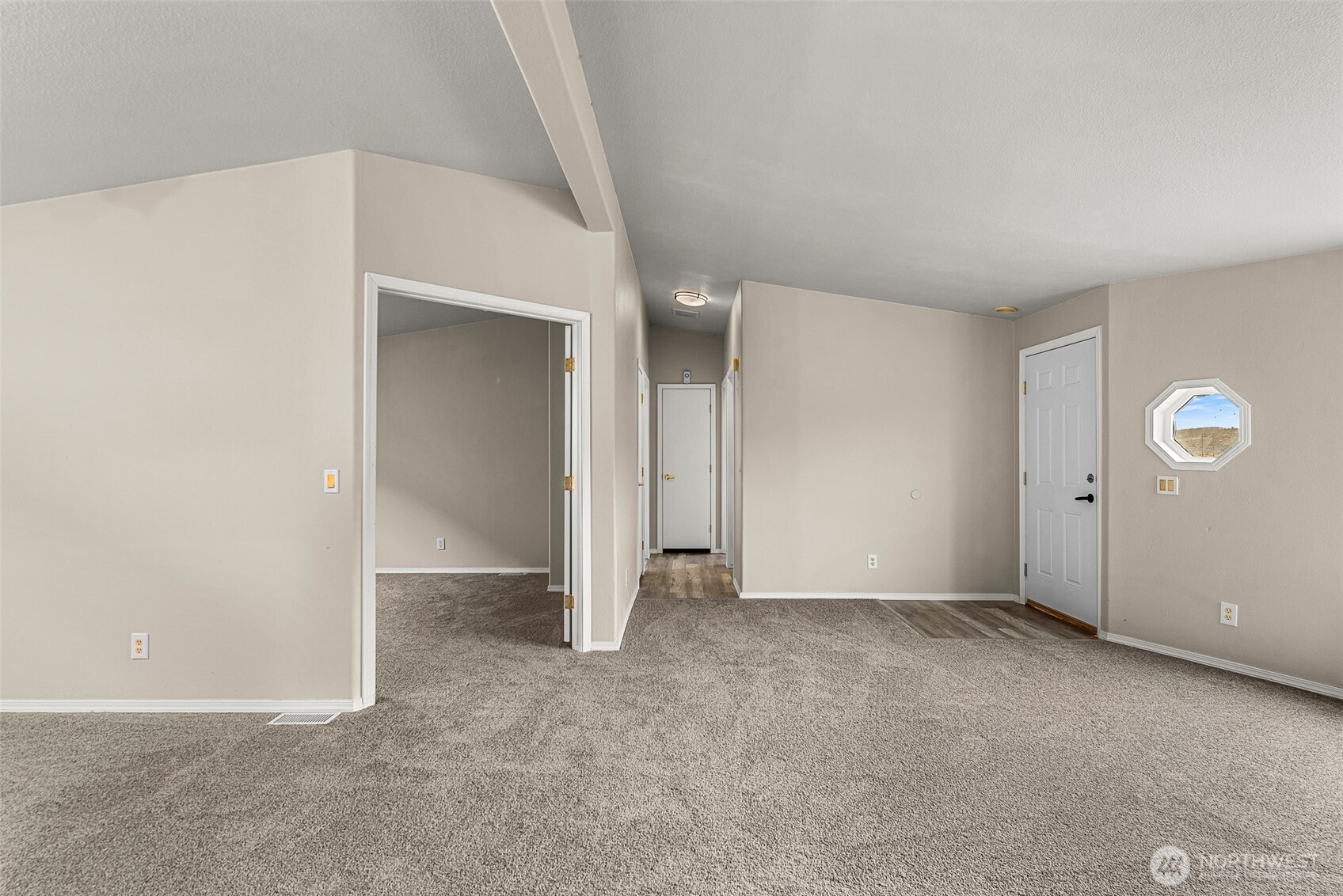 3570 Pinnacle Place Wenatchee, WA 98801 - Photo 17 of 35 an empty room with windows