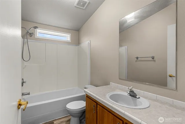 $475,000 | 3570 Pinnacle Place, Wenatchee, WA 98801