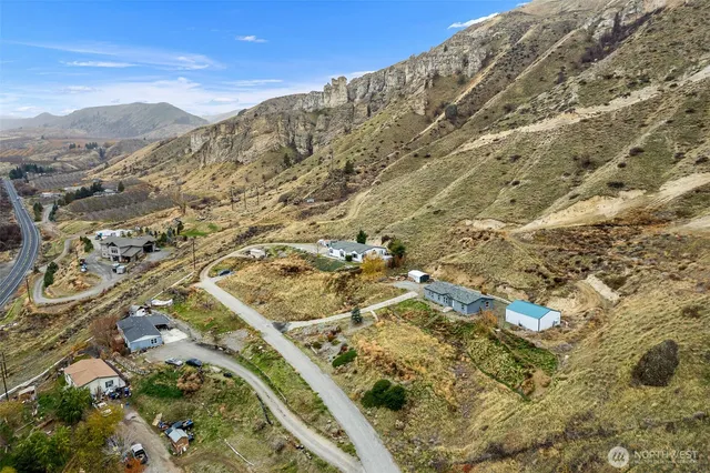 $475,000 | 3570 Pinnacle Place, Wenatchee, WA 98801