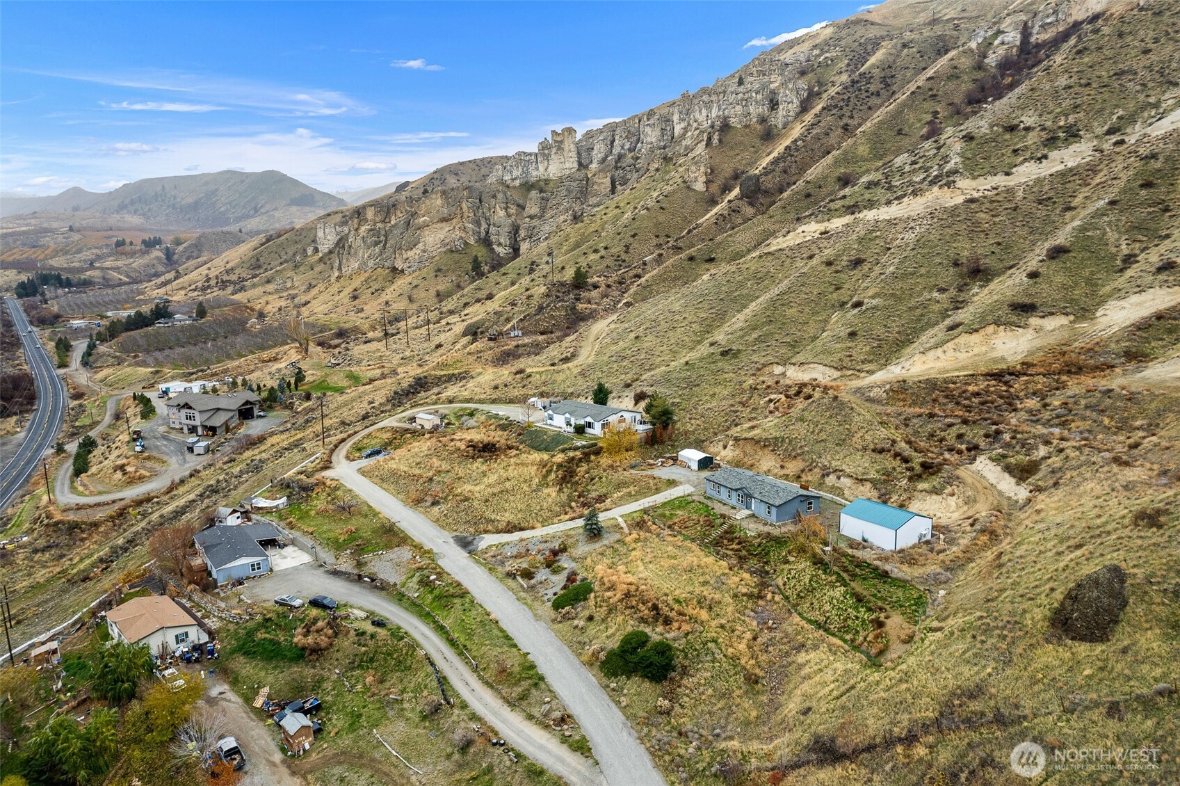 3570 Pinnacle Place Wenatchee, WA 98801 - Photo 34 of 35