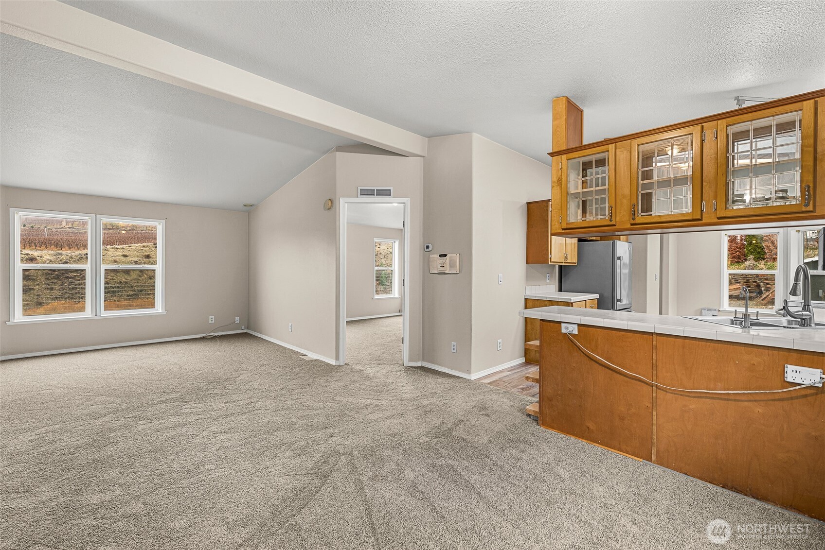 3570 Pinnacle Place Wenatchee, WA 98801 - Photo 6 of 35 a view of livingroom with furniture and window