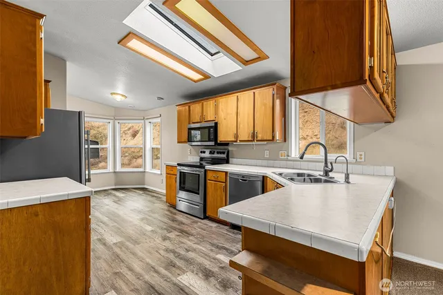 $475,000 | 3570 Pinnacle Place, Wenatchee, WA 98801