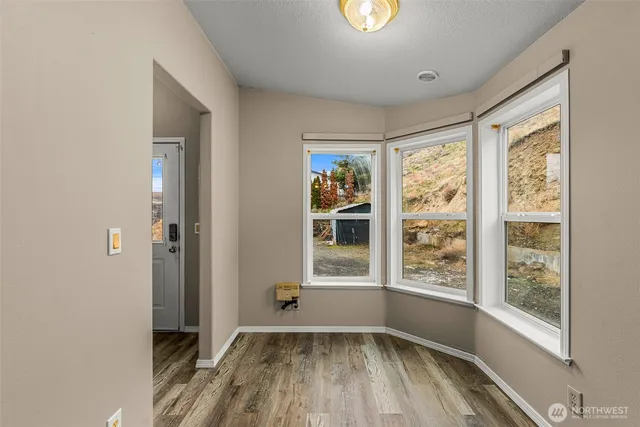 $475,000 | 3570 Pinnacle Place, Wenatchee, WA 98801