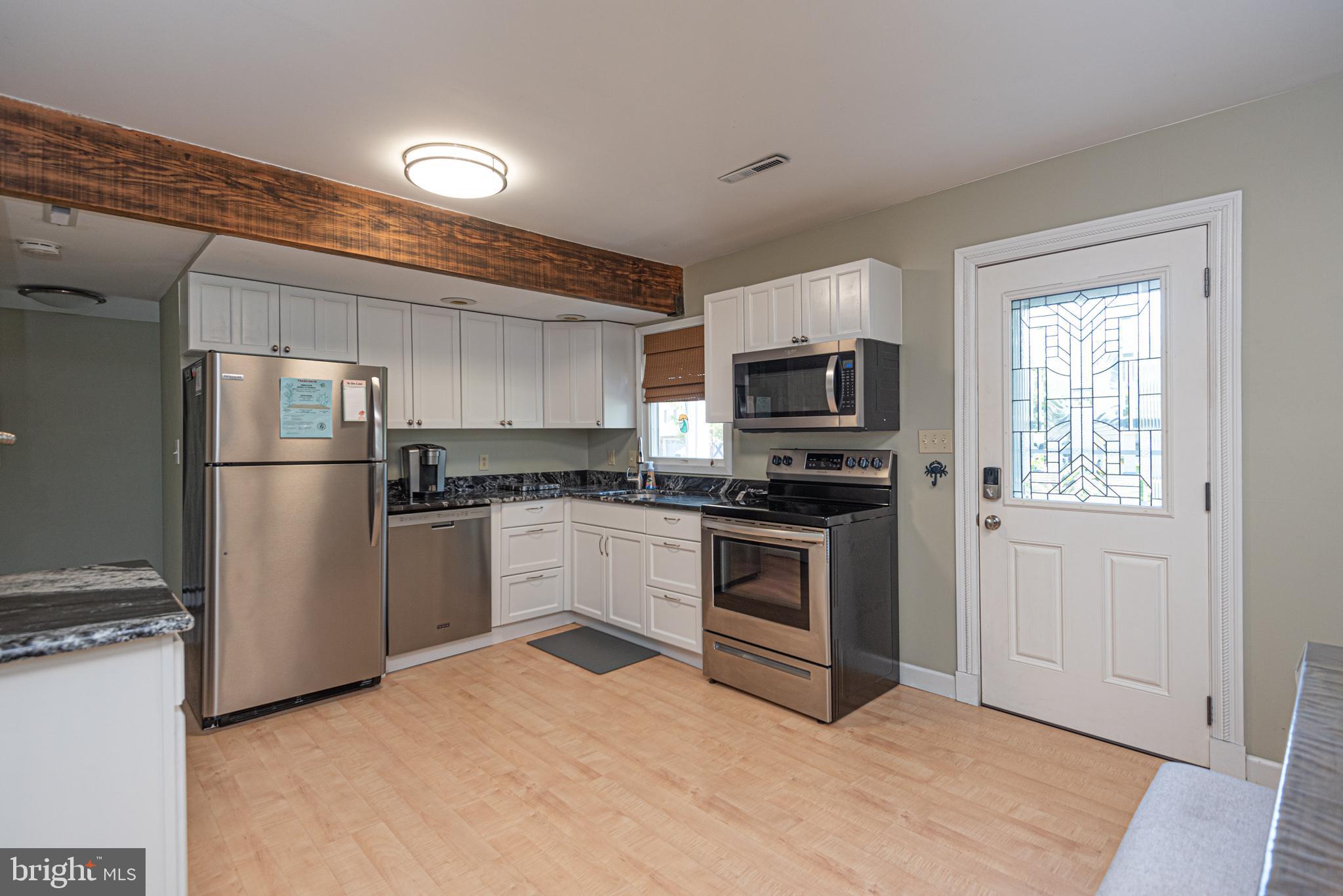 53 Grand Port Road Berlin, MD 21811 - Photo 4 of 47