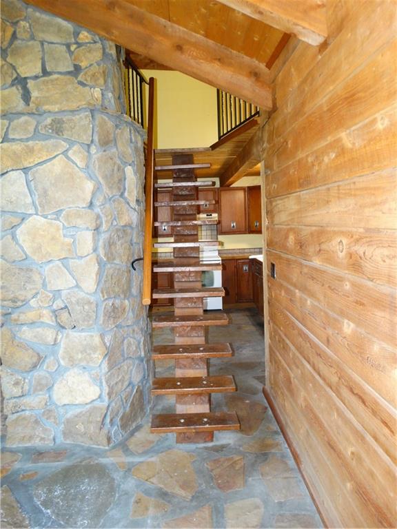 132 Christy Road Saxonburg, PA 16056 - Photo 8 of 23 Steps to open loft above kitchen