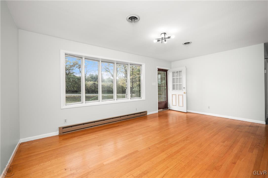 315 Ballek Road Riegelsville, PA 18077 - Photo 8 of 35