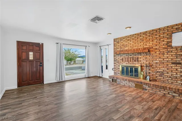 $1,725 | 572 Federal Street, Henderson, NV 89015