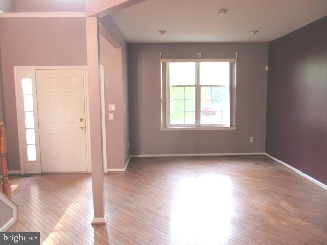 12 Wood View Drive Mount Laurel, NJ 08054 - Photo 2 of 18 Foyer entry and living room