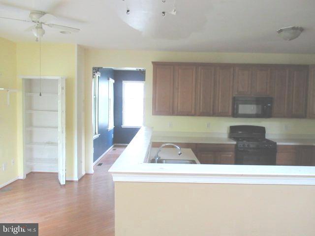 12 Wood View Drive Mount Laurel, NJ 08054 - Photo 4 of 18 Kitchen