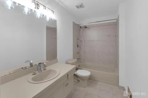 $775,000 | 27 Oakland Road, Old Bridge, NJ 08857