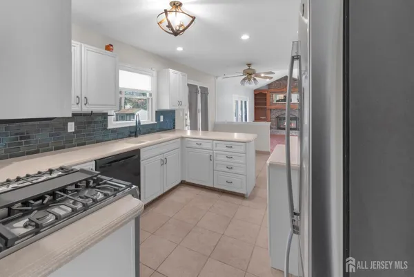 $775,000 | 27 Oakland Road, Old Bridge, NJ 08857