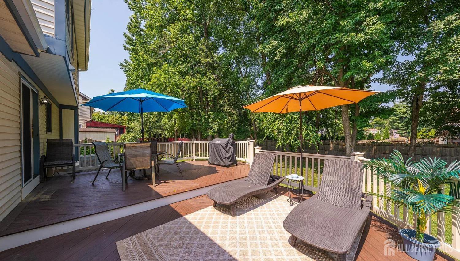 27 Oakland Road Old Bridge, NJ 08857 - Photo 5 of 39