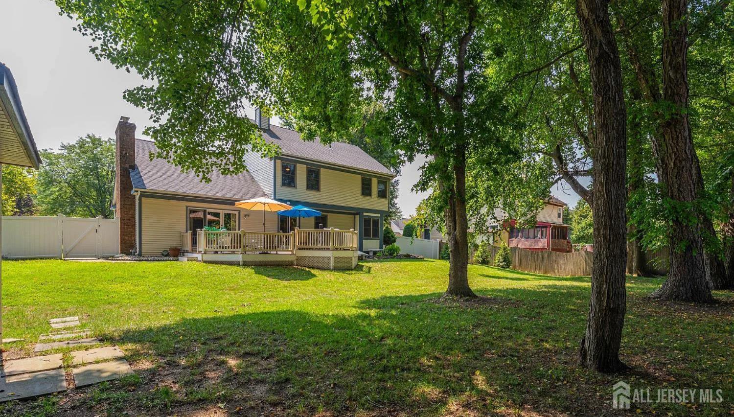 27 Oakland Road Old Bridge, NJ 08857 - Photo 7 of 39