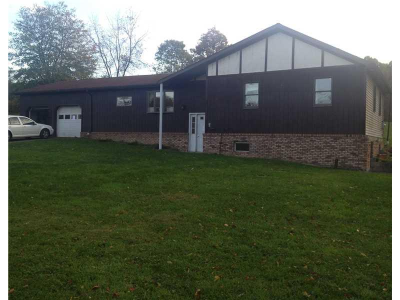 109 Arch Bridge Road Dunbar, PA 15431 - Photo 1 of 13 Exterior Front.