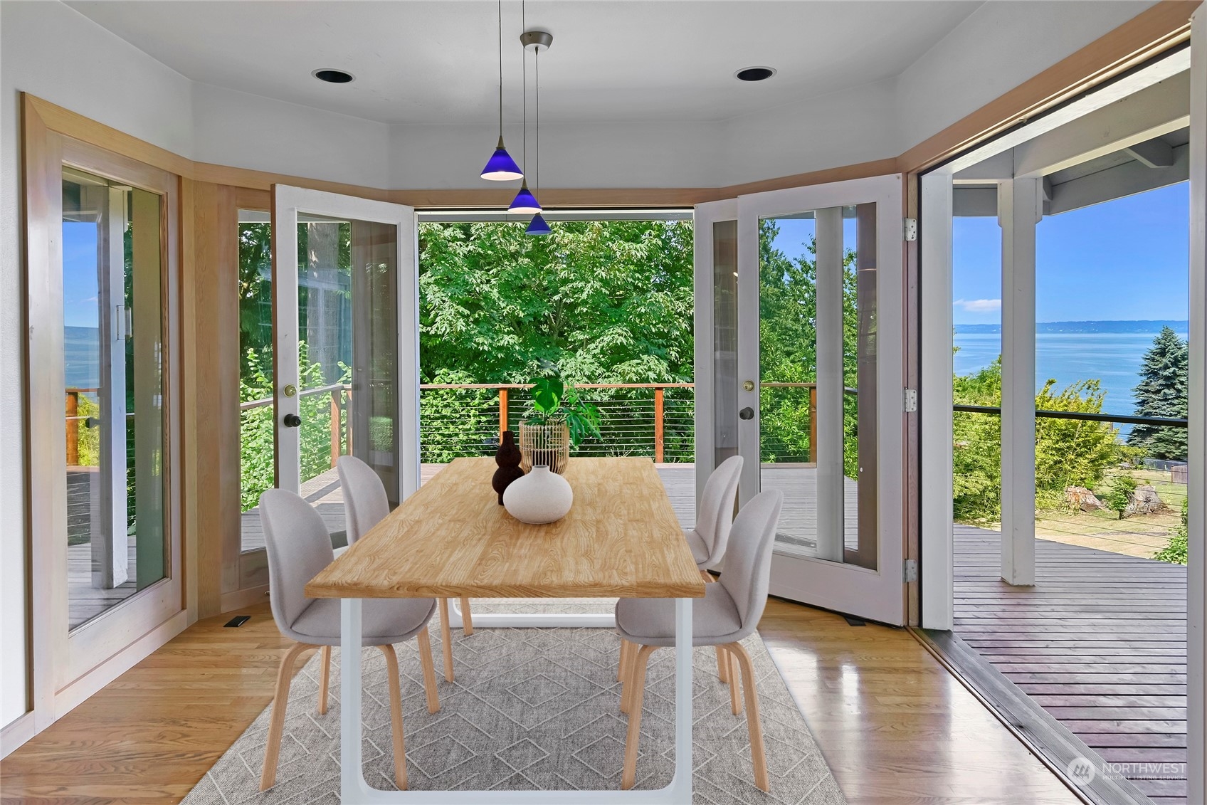 10620 Northeast Valley Road Bainbridge Island, WA 98110 - Photo 20 of 40 Gallery Image 20