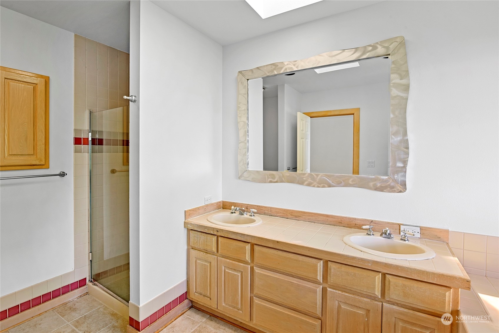 10620 Northeast Valley Road Bainbridge Island, WA 98110 - Photo 29 of 40 Gallery Image 29