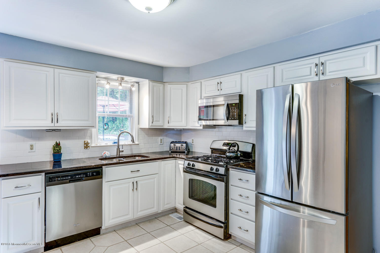 10 Rutherford Court Jackson, NJ 08527 - Photo 19 of 47 10 Rutherford Ct Jackson NJ-large-018-24