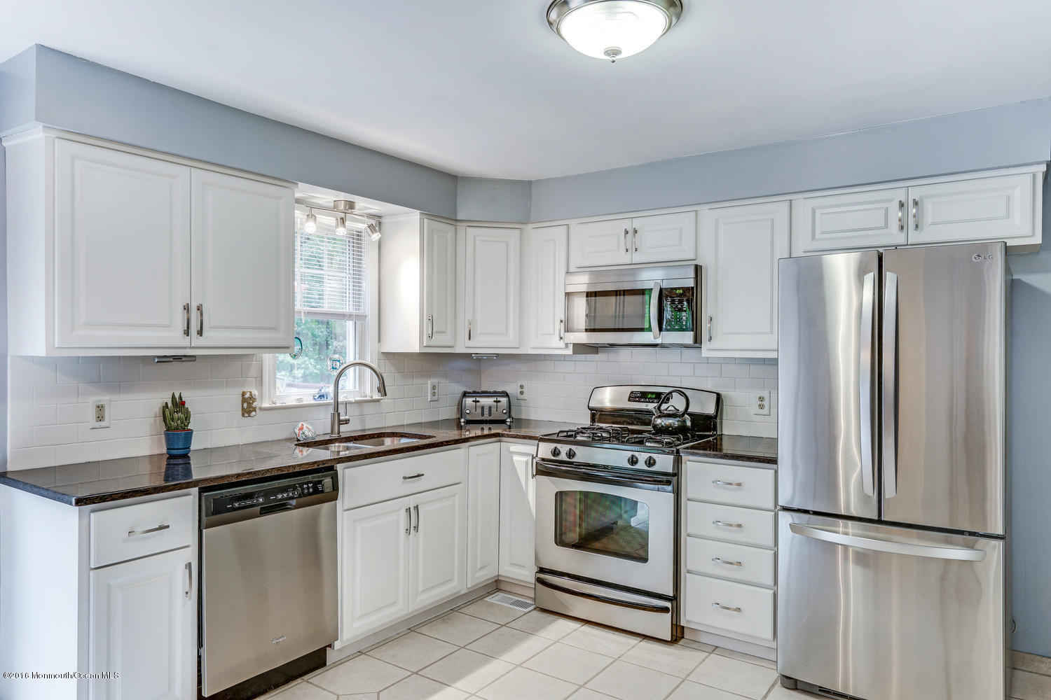 10 Rutherford Court Jackson, NJ 08527 - Photo 24 of 47 10 Rutherford Ct Jackson NJ-large-025-30