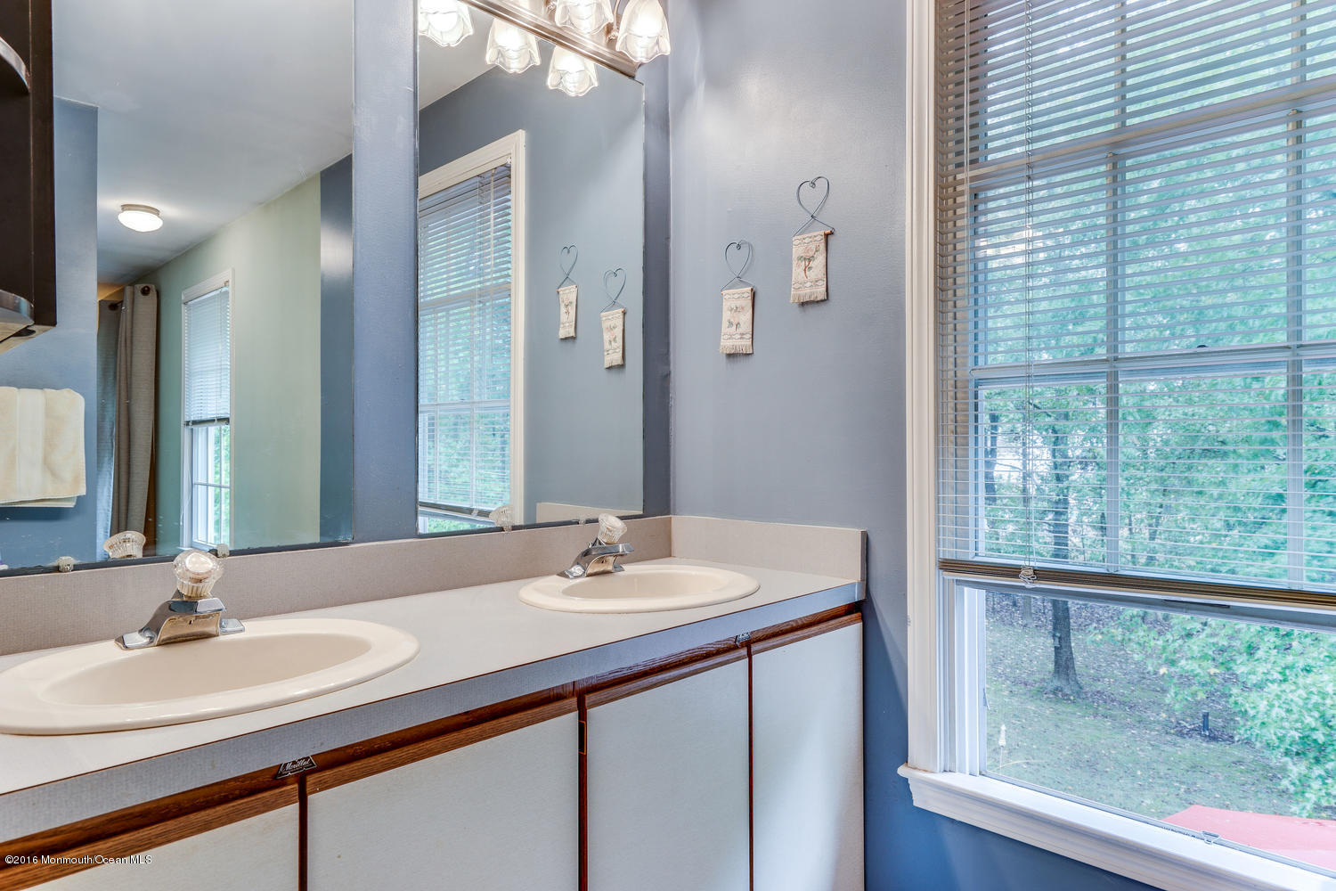 10 Rutherford Court Jackson, NJ 08527 - Photo 33 of 47 10 Rutherford Ct Jackson NJ-large-036-31