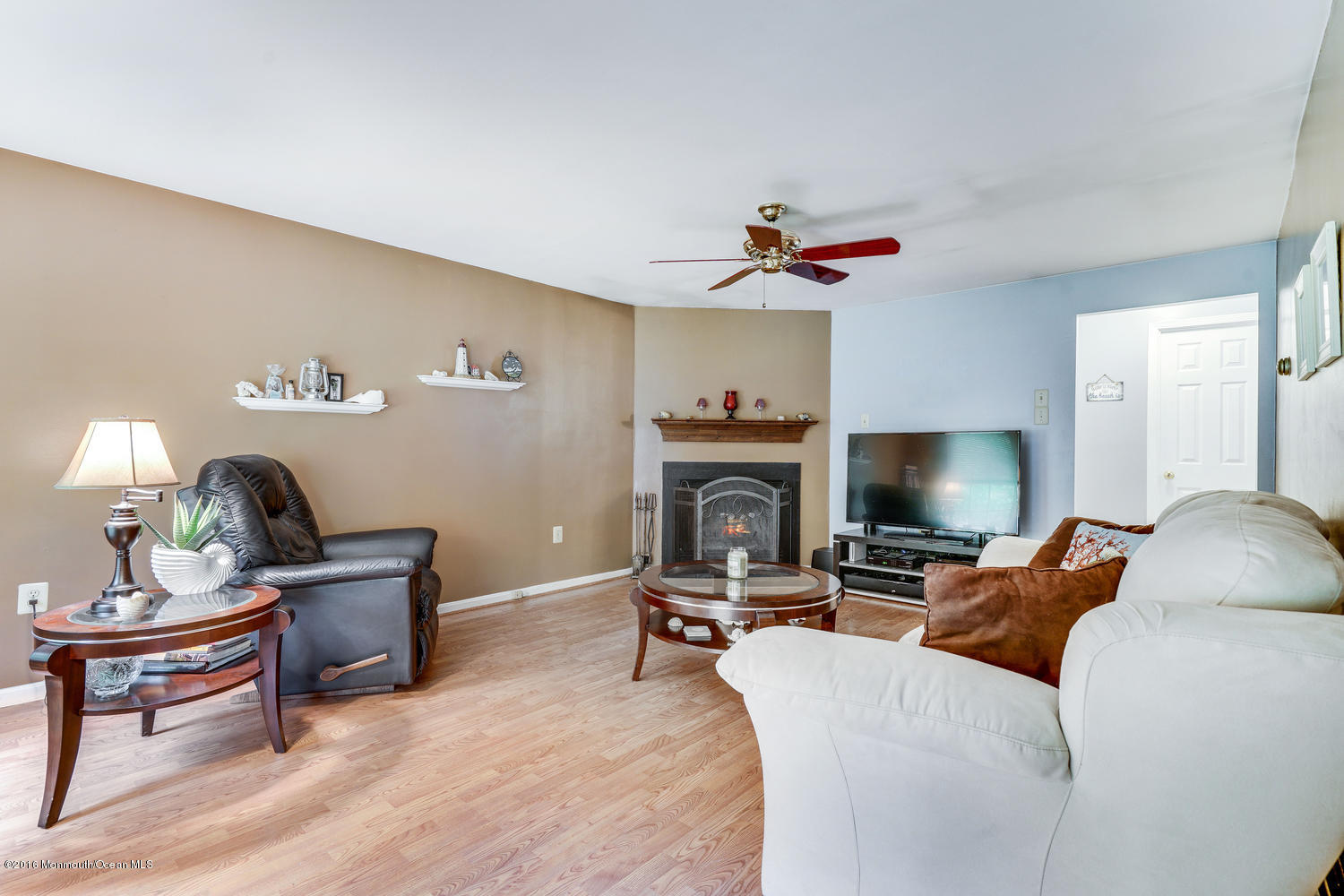10 Rutherford Court Jackson, NJ 08527 - Photo 8 of 47 10 Rutherford Ct Jackson NJ-large-036-38