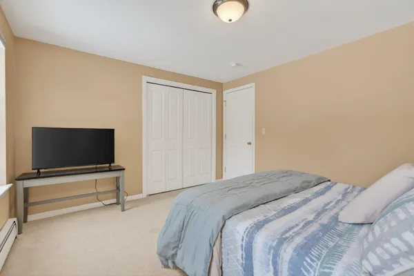 $549,000 | 16 Captain's Way, Buxton, ME 04093