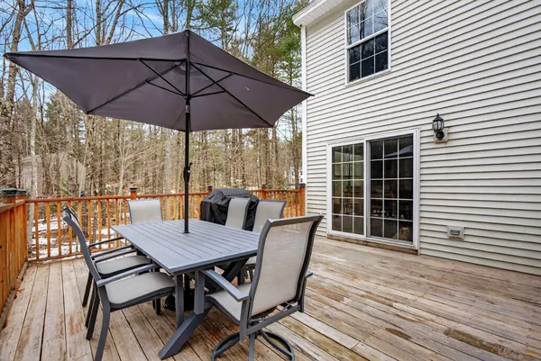 $549,000 | 16 Captain's Way, Buxton, ME 04093