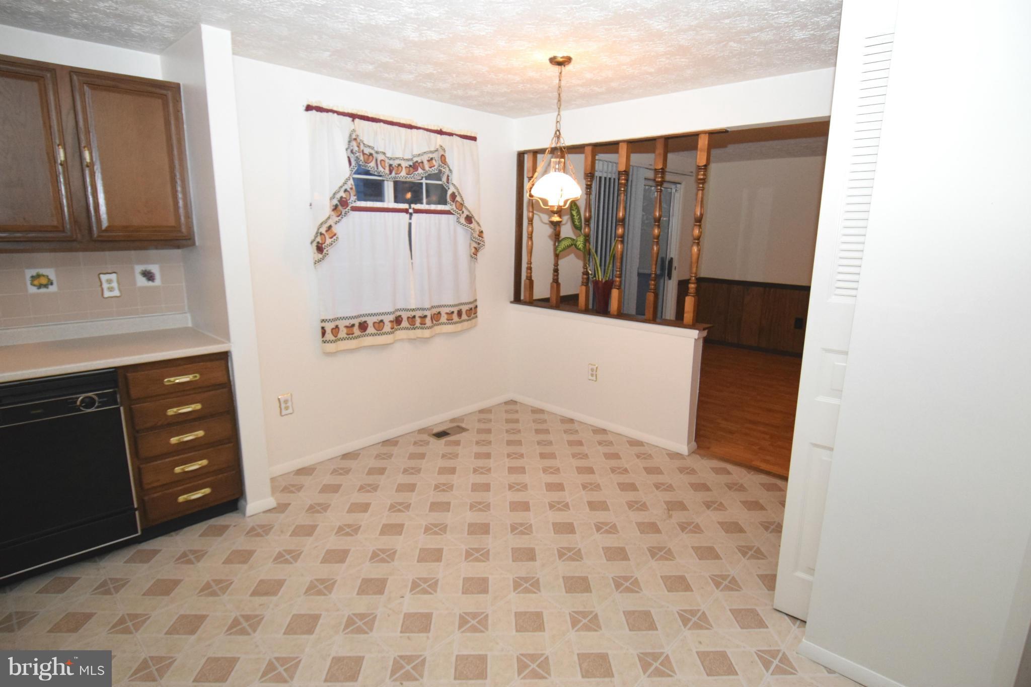 9115 Briarchip Street Laurel, MD 20708 - Photo 12 of 30 Kitchen